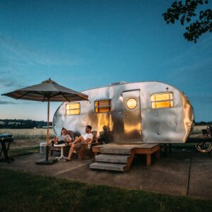 Off-Grid Karavan